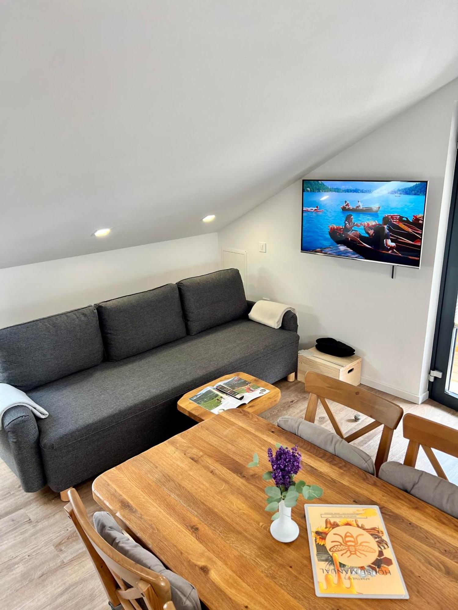 Beewood Apartment Križe Екстериор снимка
